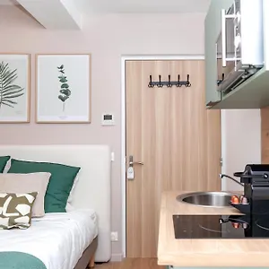 Appartement Nets - Buttes Chaumont D, Paris