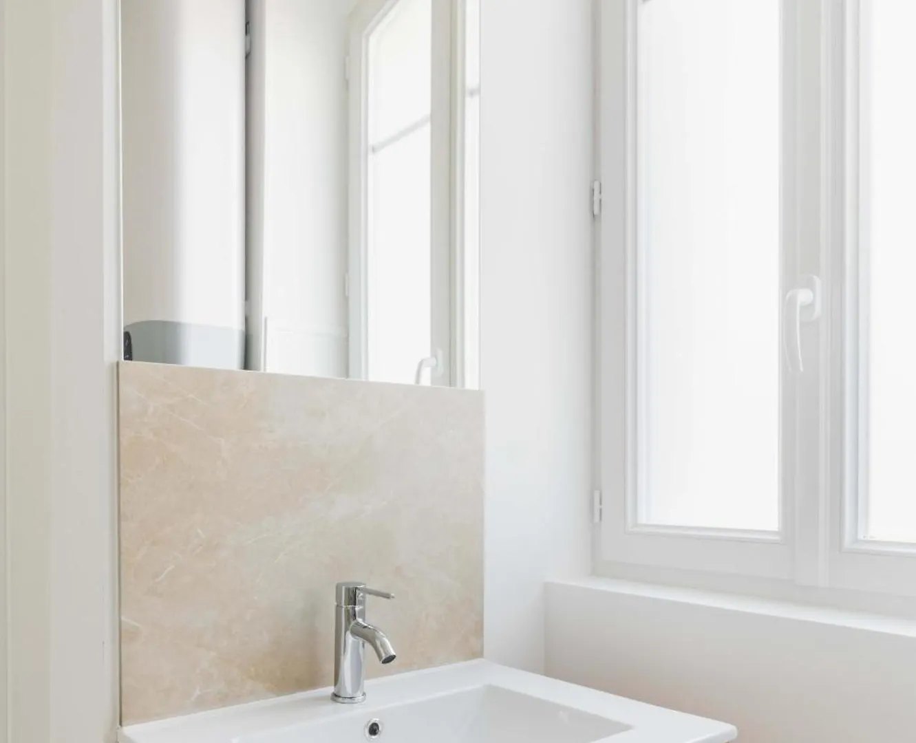 شقة 2 Pieces Refait Neuf Metro Jaures - Paris 19 - 4P - Flat-Guest فرنسا