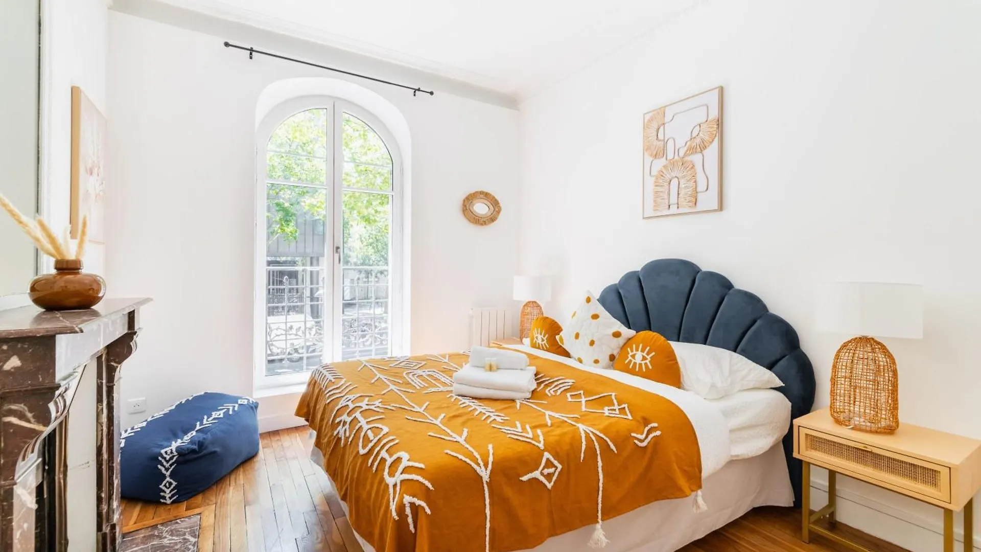 شقة 2 Pieces Refait Neuf Metro Jaures - Paris 19 - 4P - Flat-Guest